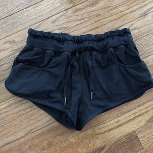 Black Lululemon shorts!